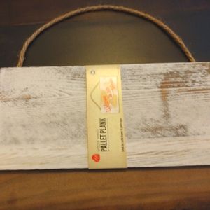 Hanging white wash pallet plank